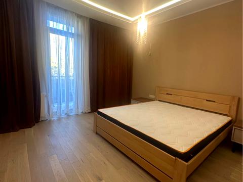 квартира за адресою Слов'янська набережна вул., 25