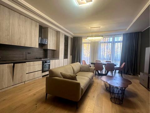 квартира за адресою Слов'янська набережна вул., 25