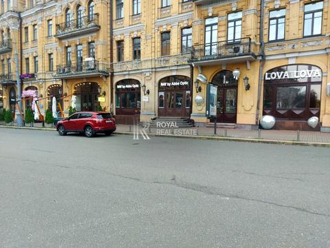 коммерческая по адресу Большая Васильковская ул. (Красноармейская), 1-3