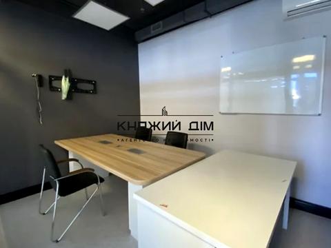 коммерческая по адресу Днепровская набережная ул., 26-Ж