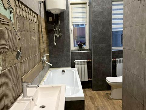 квартира за адресою Незалежності просп. (Правди), 1