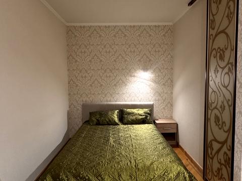 квартира за адресою Лаврська вул. (Січневого Повстання), 4-В