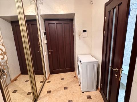 квартира за адресою Лаврська вул. (Січневого Повстання), 4-В