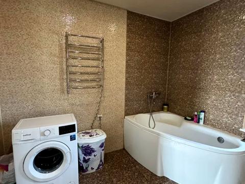 будинок за адресою наб. 2-А