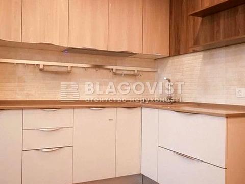 квартира за адресою Автозаводська вул., 71