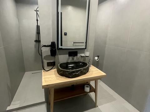 квартира за адресою урочище Вишні вул., 354