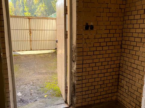 комерційна за адресою Молодіжна вул., 12/1