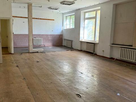 комерційна за адресою Молодіжна вул., 12/1