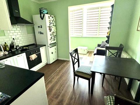 квартира за адресою Григорія Ващенка вул., 1