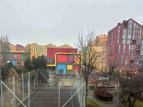 квартира за адресою Регенераторна вул., 4-В