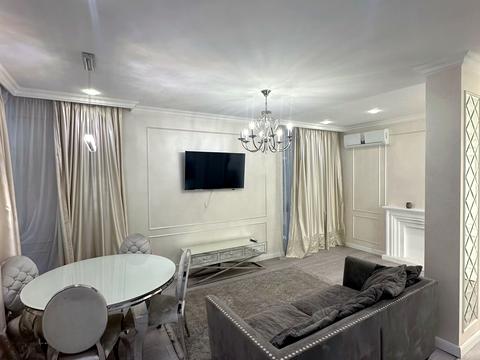 квартира за адресою Регенераторна вул., 4-В