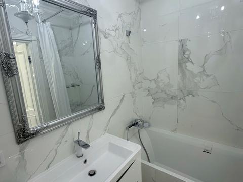 квартира за адресою Регенераторна вул., 4-В