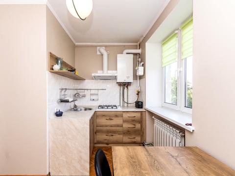 квартира за адресою Євгена Коновальця вул., 42