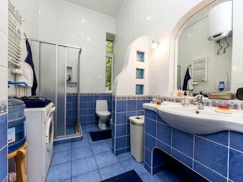 квартира за адресою Євгена Чикаленка вул. (Пушкінська), 28