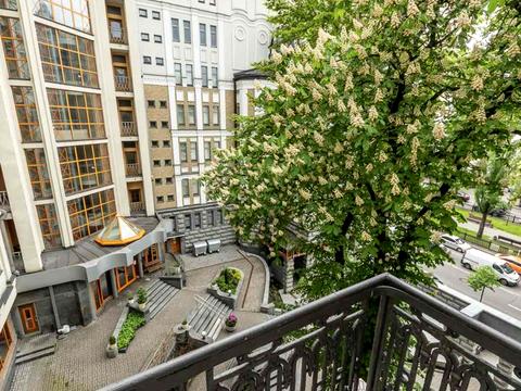 квартира за адресою Євгена Чикаленка вул. (Пушкінська), 28