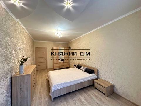 квартира за адресою Дніпровська набережна вул., 26-Б