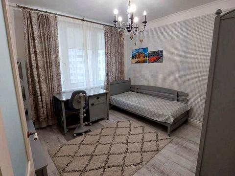 квартира за адресою Драгоманова вул., 4-А