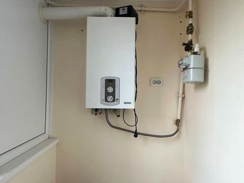 комерційна за адресою Тролейбусна вул., 15