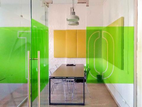 комерційна за адресою Воздвиженська вул., 10