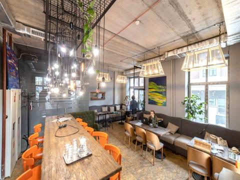 комерційна за адресою Воздвиженська вул., 10