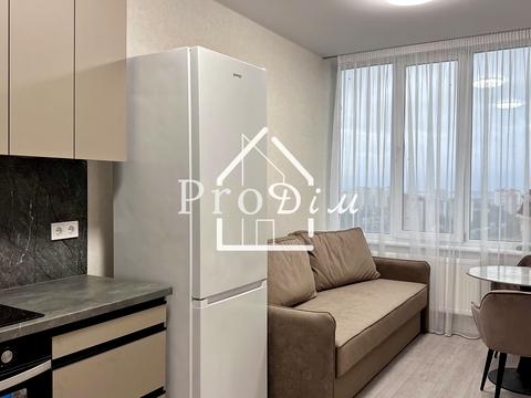 квартира за адресою Київ, Сім'ї Стешенків вул. (Тимофія Строкача), 9