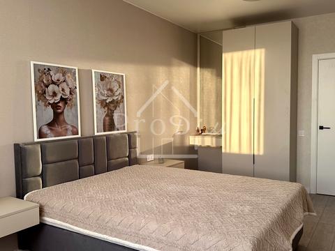 квартира за адресою Київ, Сім'ї Стешенків вул. (Тимофія Строкача), 9