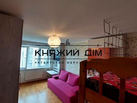 квартира за адресою Стадіонна вул., 14