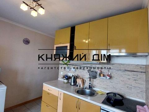 квартира за адресою Стадіонна вул., 14