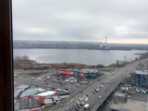 квартира за адресою Ревуцького вул., 40-В