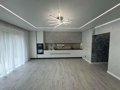 будинок за адресою Центральна вул.