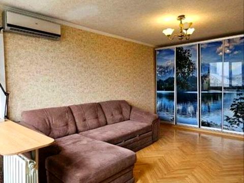 квартира за адресою Дмитрівська вул., 2