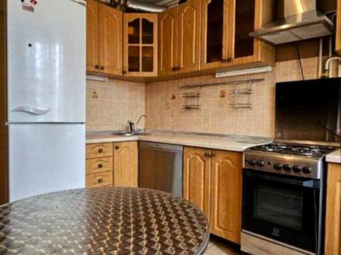 квартира за адресою Дмитрівська вул., 2