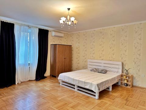 квартира за адресою Чеська вул., 3