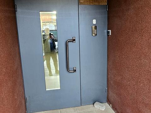 комерційна за адресою Григорія Гуляницького вул. (Московська), 35-В