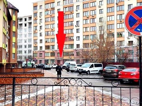 коммерческая по адресу Гетьманська ул., 9