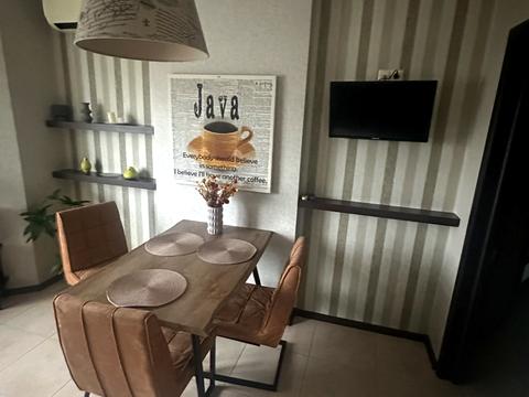 квартира за адресою Олександра Мишуги вул., 2