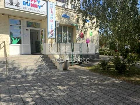 комерційна за адресою Соломії Крушельницької вул., 5