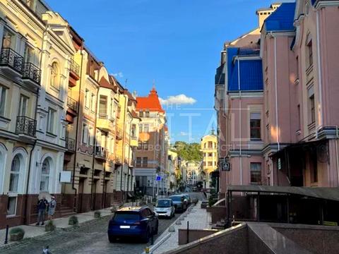 коммерческая по адресу Воздвиженская ул., 16