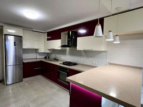 квартира по адресу Княгини Ольги ул., 100л