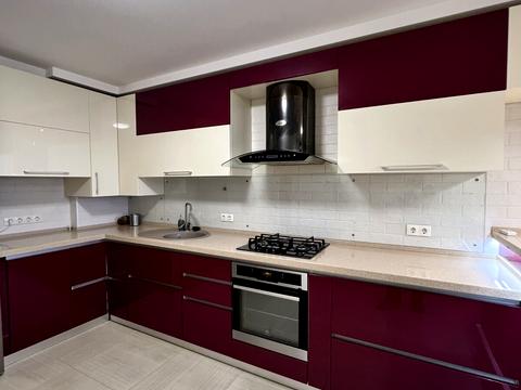 квартира по адресу Княгини Ольги ул., 100л