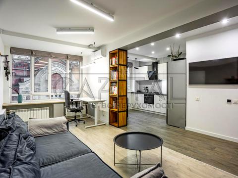 квартира за адресою Велика Васильківська вул. (Червоноармійська), 51