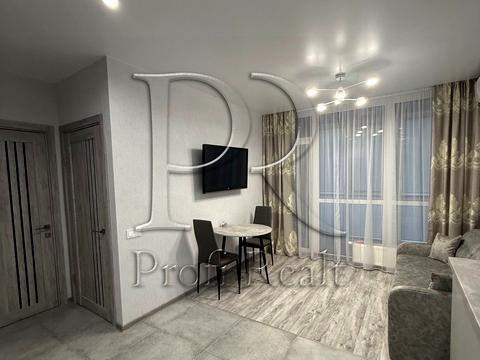 квартира за адресою Віктора Некрасова вул. (Північно-Сирецька), 12-А