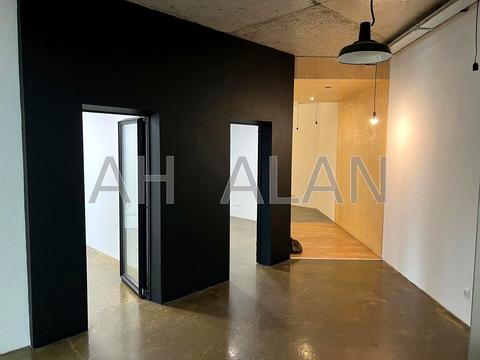 комерційна за адресою Велика Васильківська вул. (Червоноармійська), 72