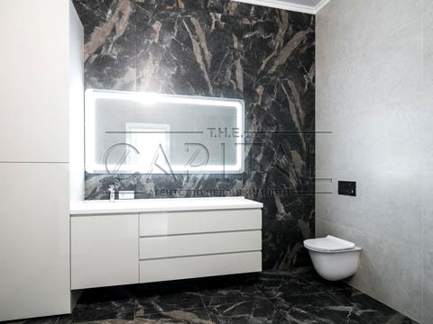 комерційна за адресою Кловський узвіз, 7