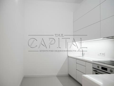 комерційна за адресою Кловський узвіз, 7