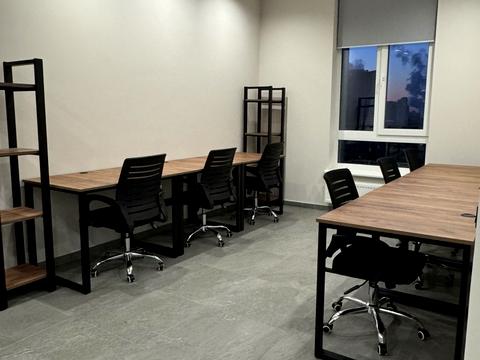 комерційна за адресою Жилянська вул., 68