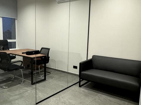 комерційна за адресою Жилянська вул., 68