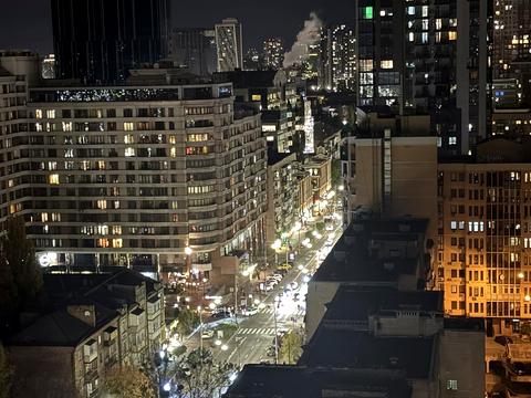 комерційна за адресою Жилянська вул., 68