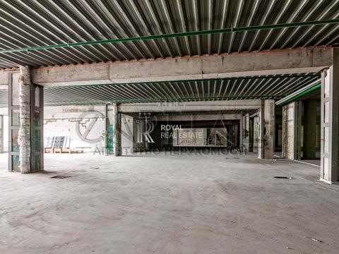 коммерческая по адресу Машиностроительная, 1