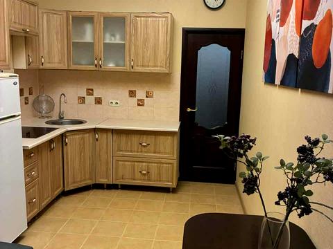 квартира по адресу Николая Лаврухина ул., 12